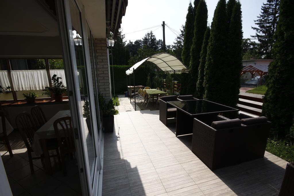 Hotel Parti Panzio Tata Exteriér fotografie